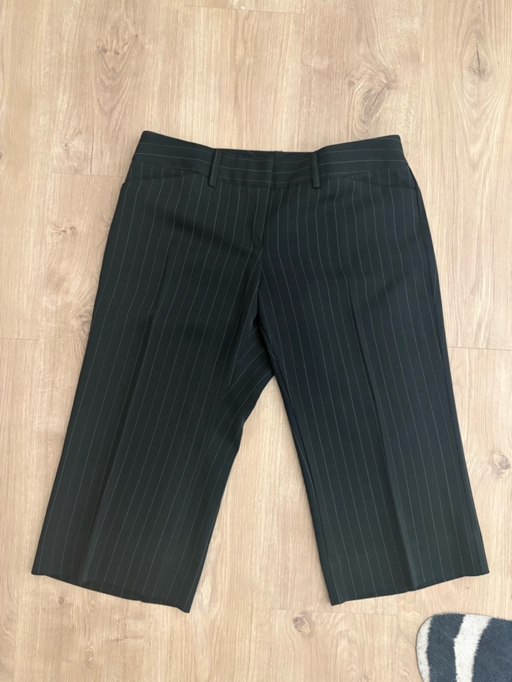 Y2k Black Pinstriped womes Dress capris
